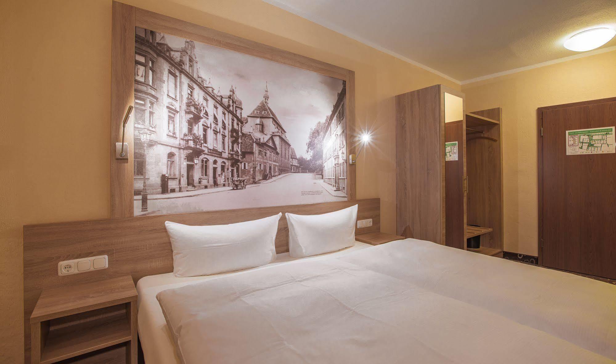 Hotel Wilder Mann Ашафенбург Екстериор снимка